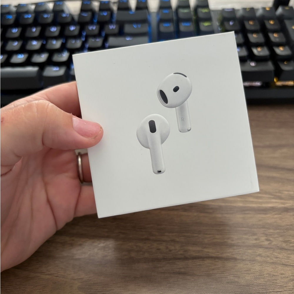 Apple AirPods 4 Wireless Earbuds - White